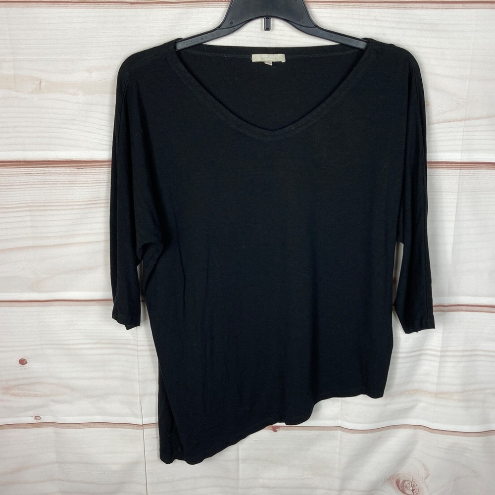 Joan Vass Top Women L Black Asymmetrical Hem Blouse Knit V-Neck 3/4 Sleeve Solid